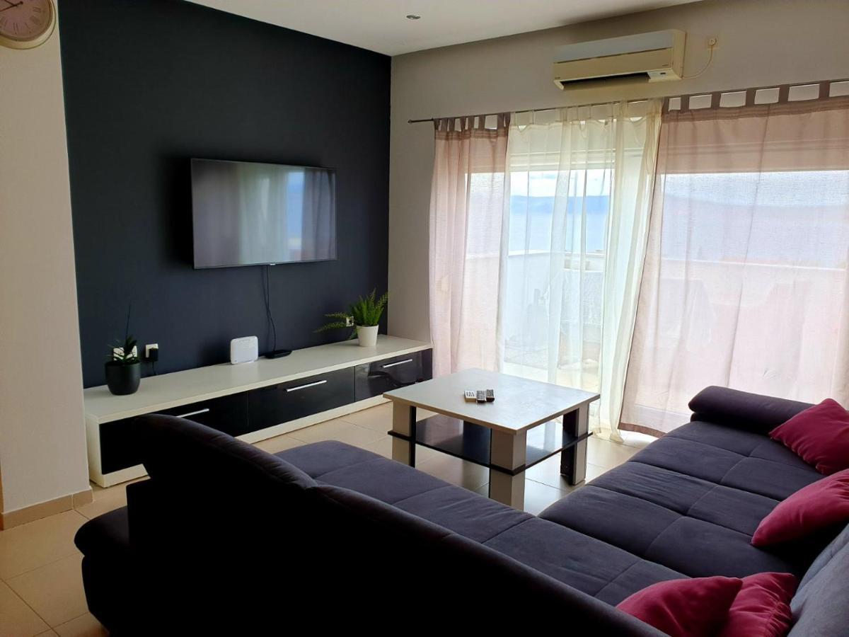 Apartman Lara ซริกเวนิซา ภายนอก รูปภาพ