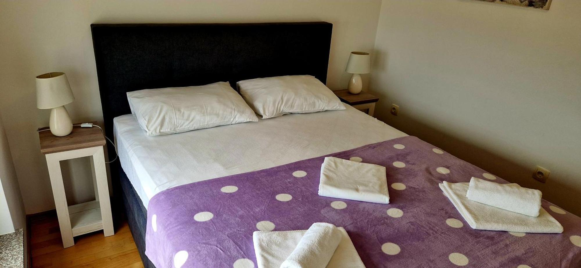 Apartman Lara ซริกเวนิซา ภายนอก รูปภาพ